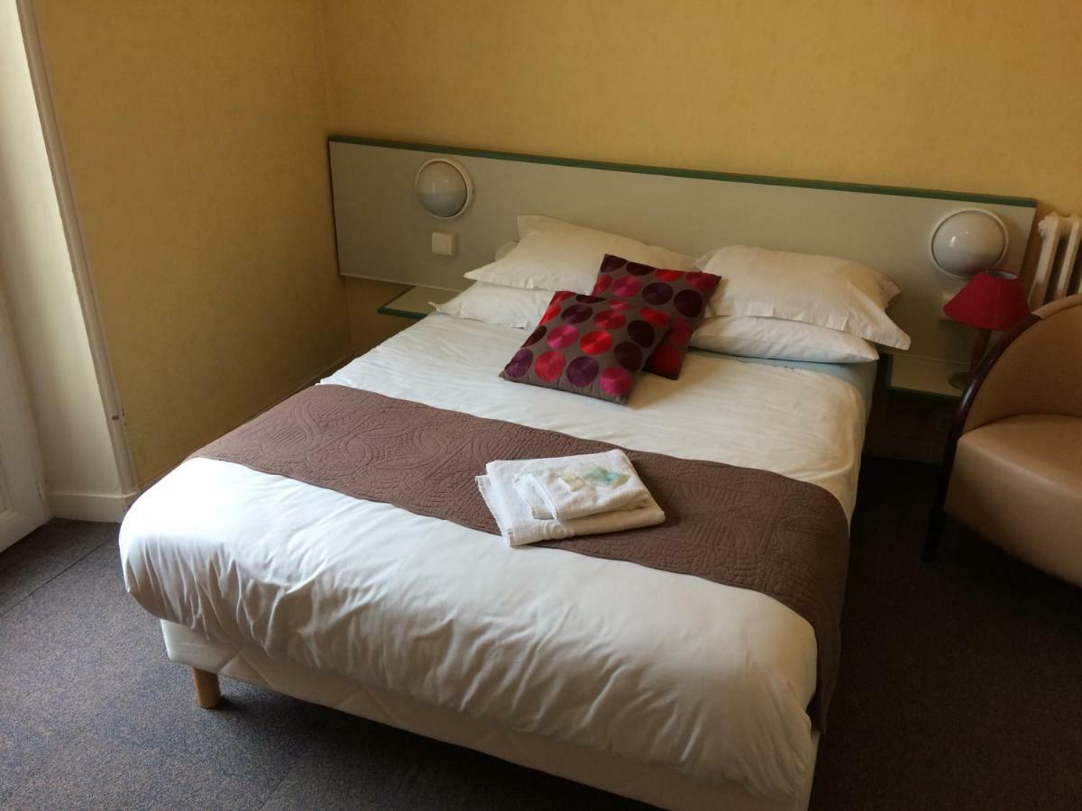 Le Danicheff Hotel ปอร์นิเชต์ ภายนอก รูปภาพ
