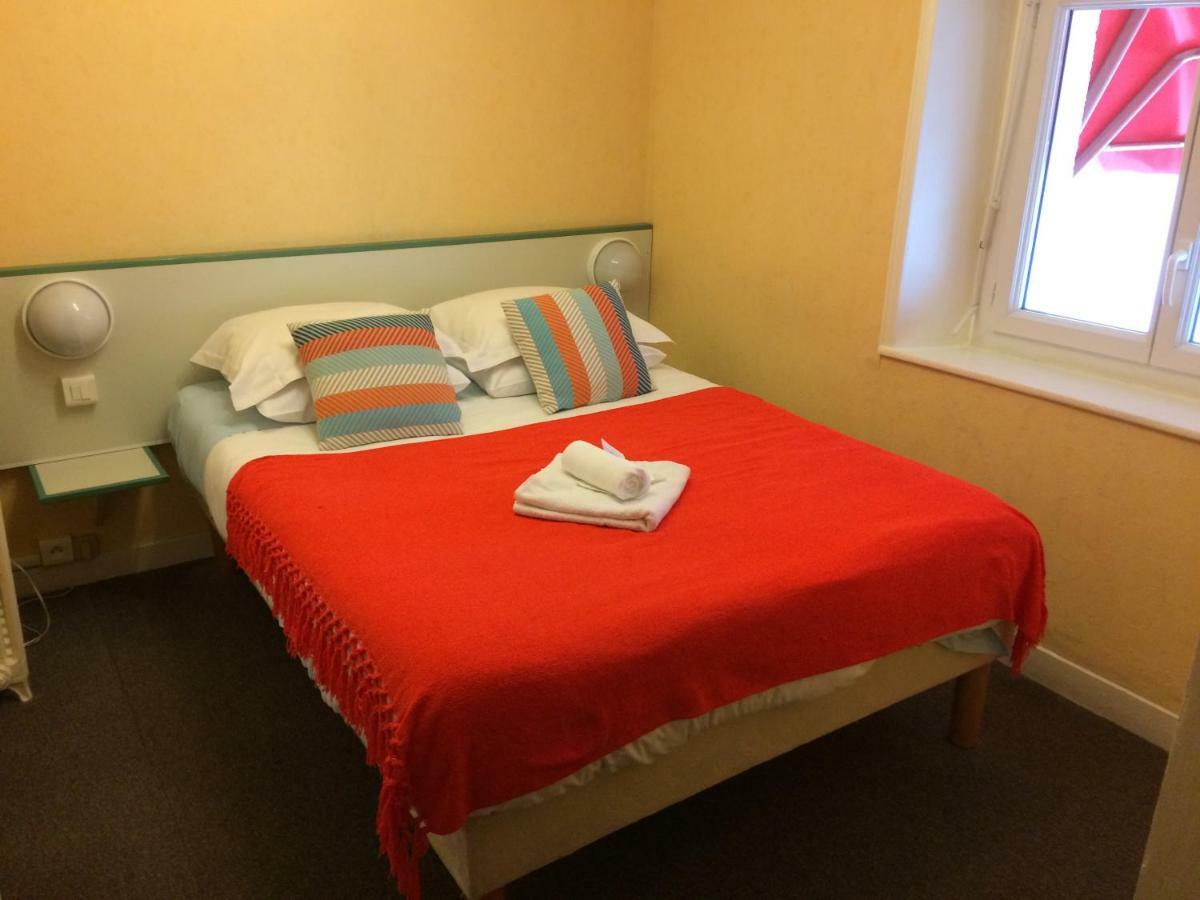 Le Danicheff Hotel ปอร์นิเชต์ ภายนอก รูปภาพ